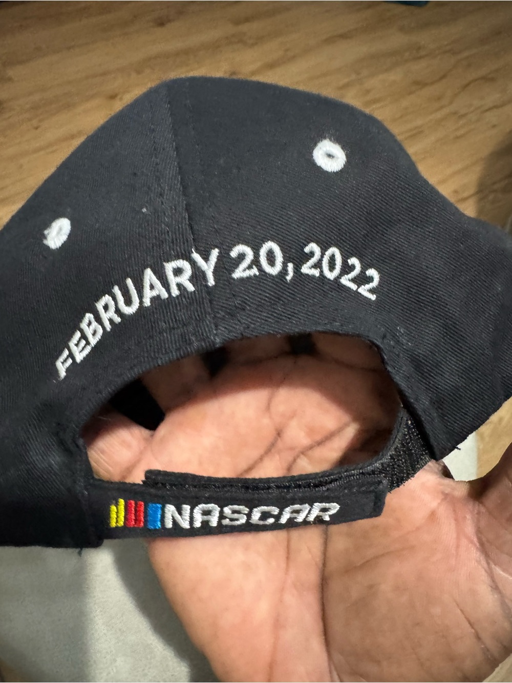 Hat Identification - Picture 4 of 9
